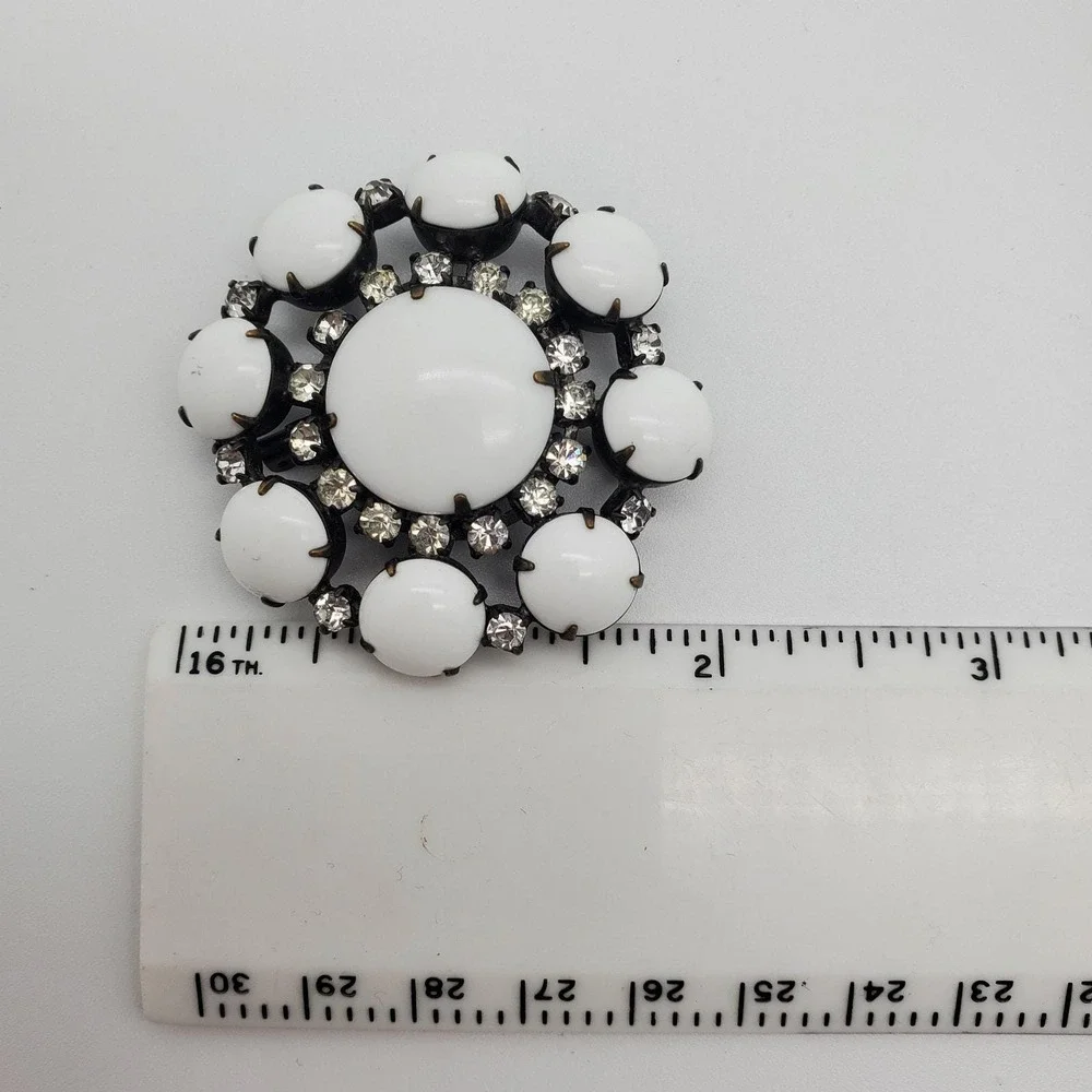 White Milk Glass Brooch Clear Rhinestone Round Pin Spring Summer Bride 1960s Vtg